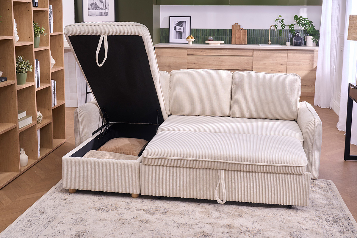 Canap� d'angle beige avec coffre ouvert, en tissu velours c�tel� et pieds en bois clair, vue de haut.