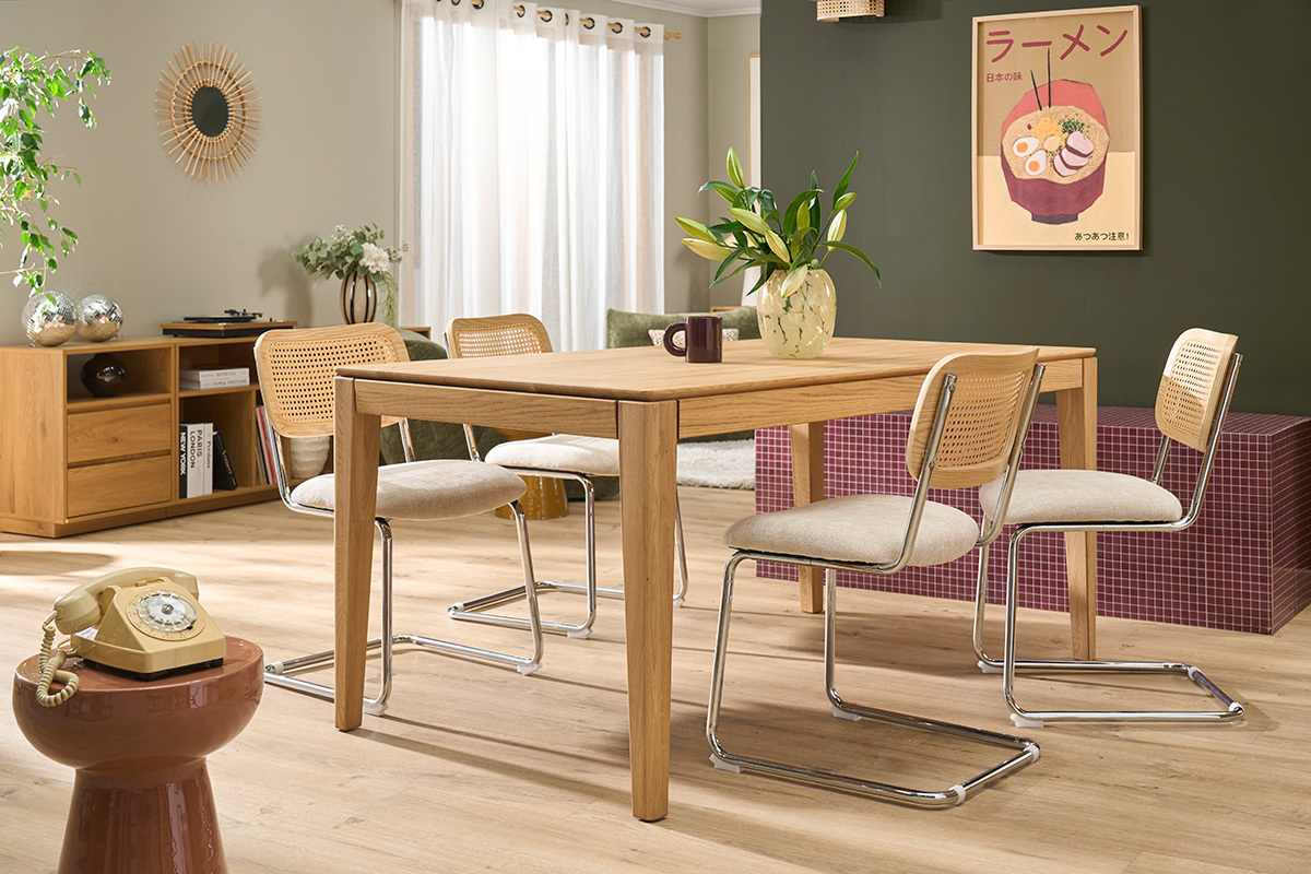Chaises design en tissu effet velours textur� beige, m�tal chrom� et cannage rotin (lot de 2) ELECTRA
