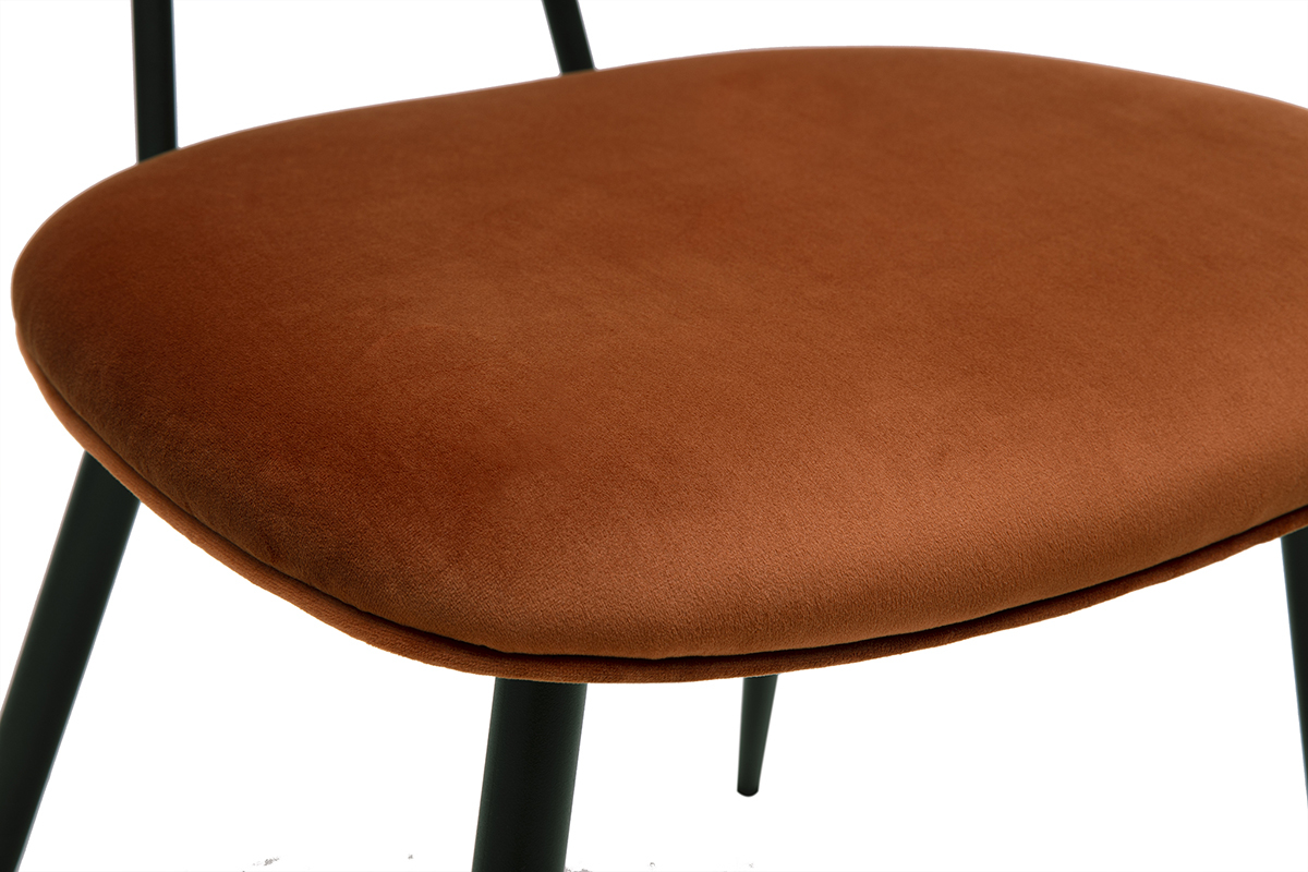 Assise en velours terre br�l�e sur structure m�tal noir, vue de c�t�.