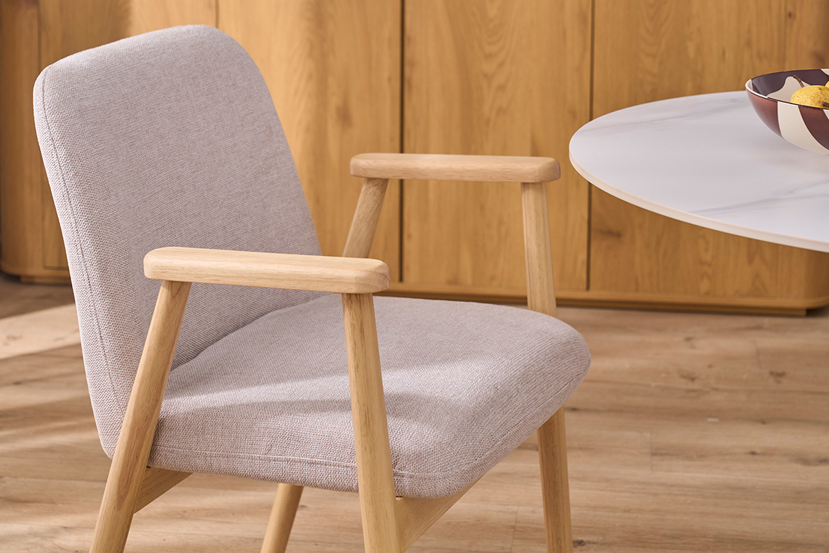 Chaises en tissu effet velours textur� beige et bois clair (lot de 2) KITTY