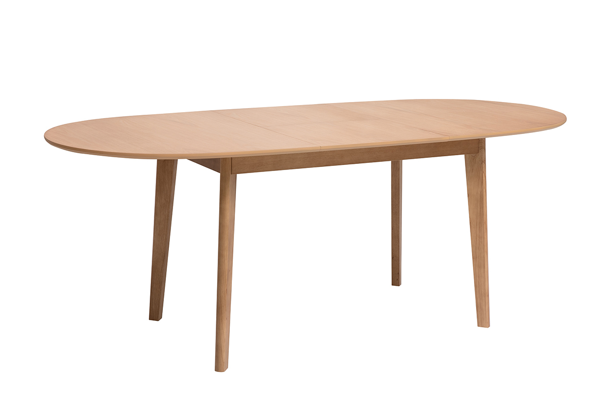 Table � manger ovale extensible en bois clair avec pieds en h�v�a, vue de 3/4 angle.