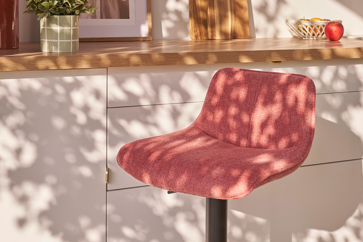 Tabourets de bar r�glables pivotants 360� en tissu effet velours textur� terracotta et m�tal noir (lot de 2) BOOST