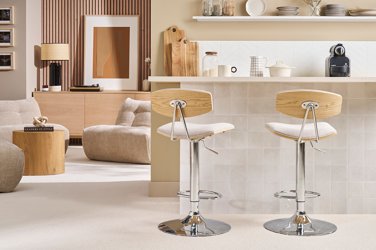 VASCO Tabourets de bar design r�glables en tissu effet velours textur� beige et m�tal ( lot de 2 )